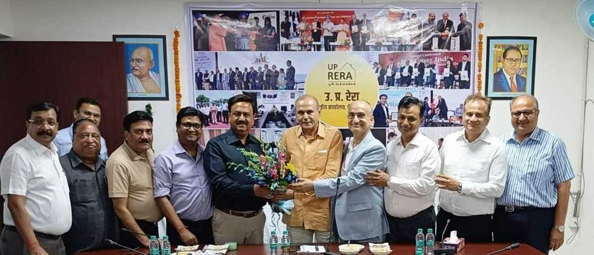 क्रेडाई वेस्टर्न यूपी ने यूपी रेरा के पहले चेयरमैन राजीव कुमार के सेवानिवृत्ति पर किया सम्मानित